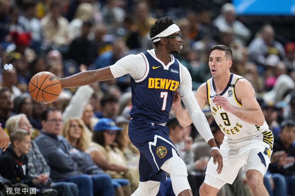 球员接到了 球员接到了